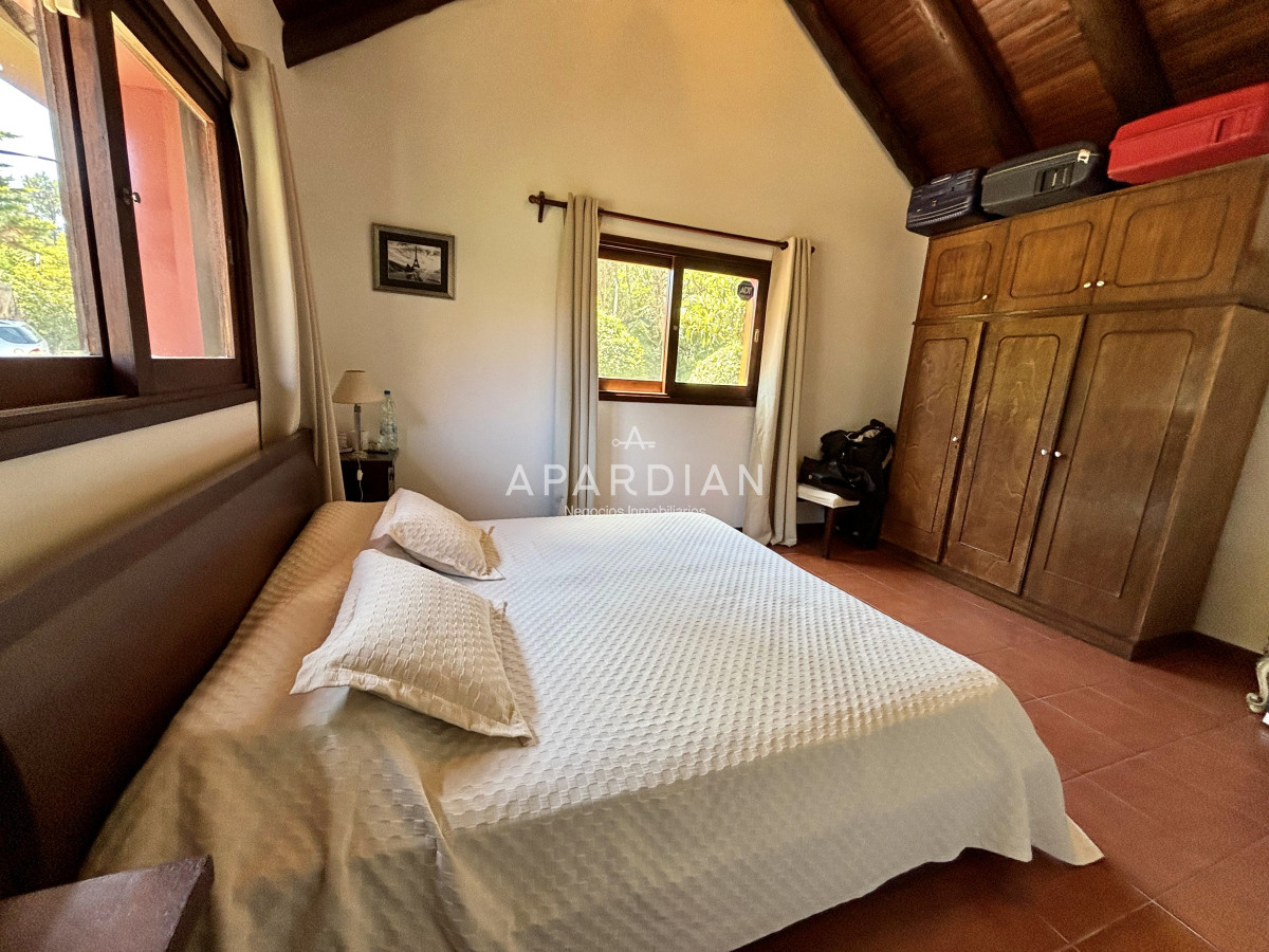 Casa ID.21097538 - HERMOSA CASA EN VENTA EN PINARES 