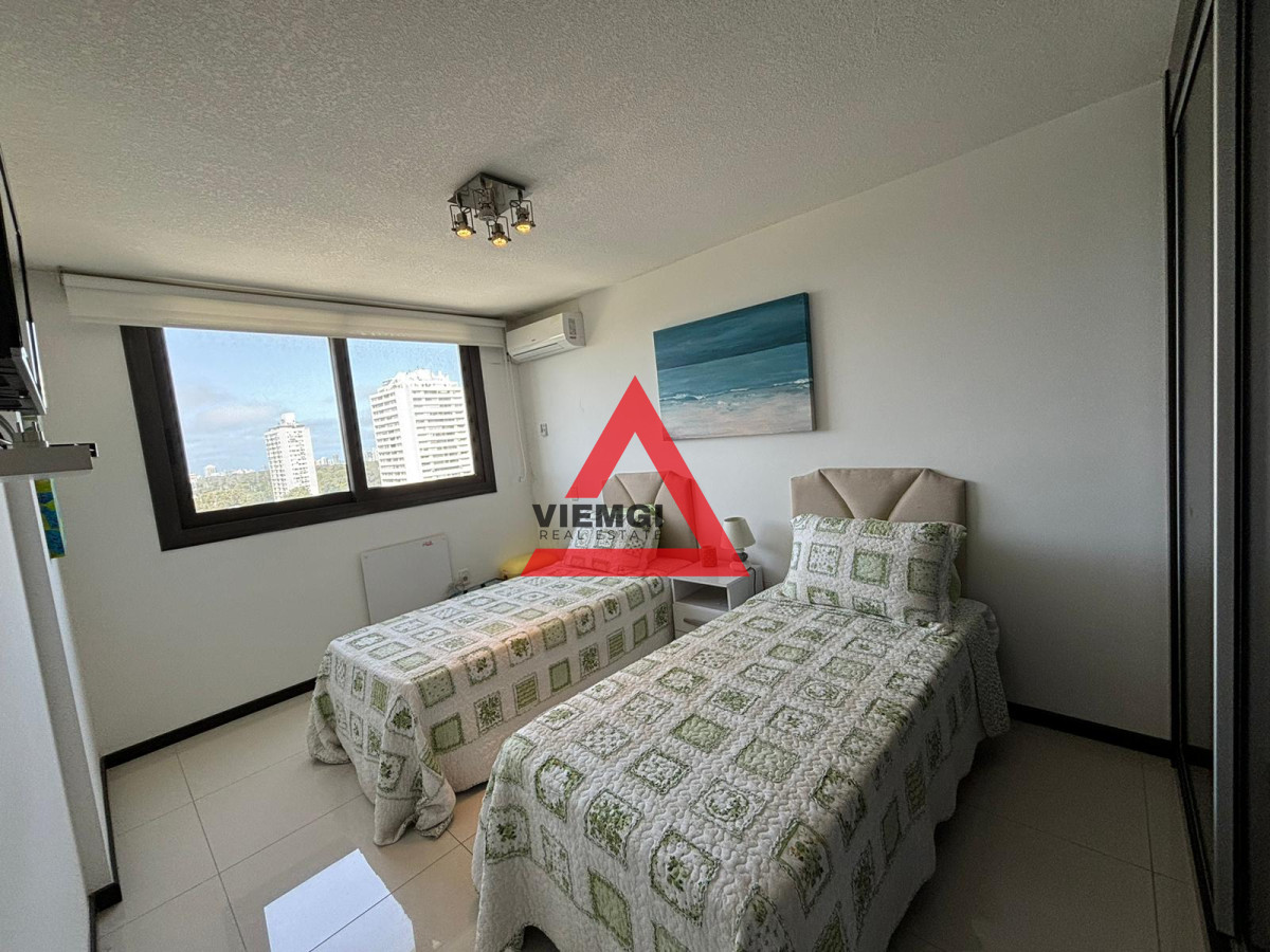 Apartamento ID.42 - APARTAMENTO 3 DORMITORIOS EN VENTA STRADIVARIUS