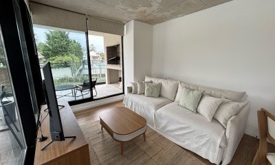 Excelente apartamento esquinero 2 dormitorios en venta