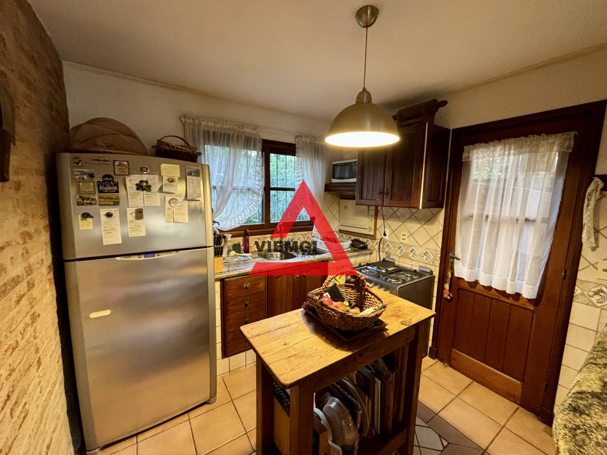 Casa ID.17 - EXCEPCIONAL CASA EN VENTA DE 4 DORMITORIOS PINARES 