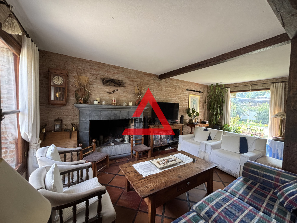 Casa ID.17 - EXCEPCIONAL CASA EN VENTA DE 4 DORMITORIOS PINARES 