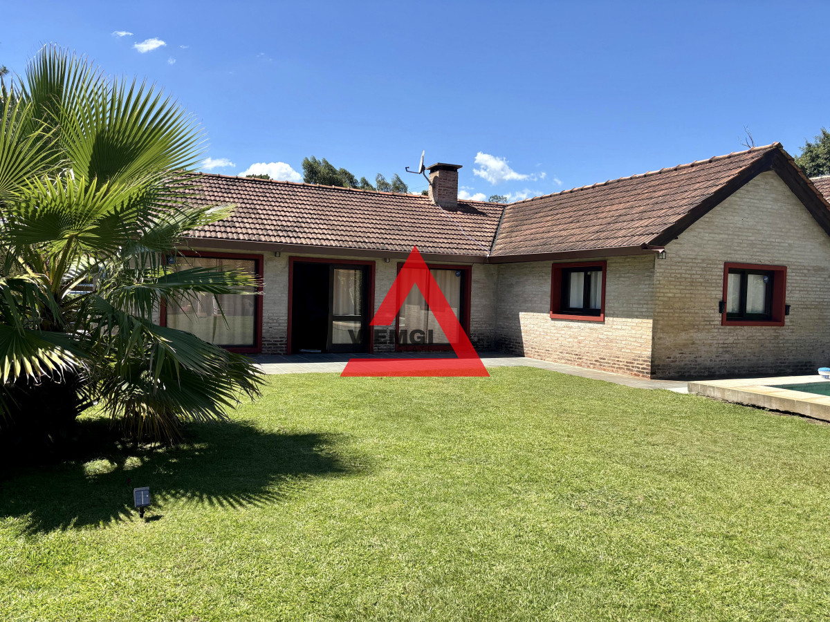 Casa ID.4 - HERMOSA CASA EN VENTA EN PINARES 