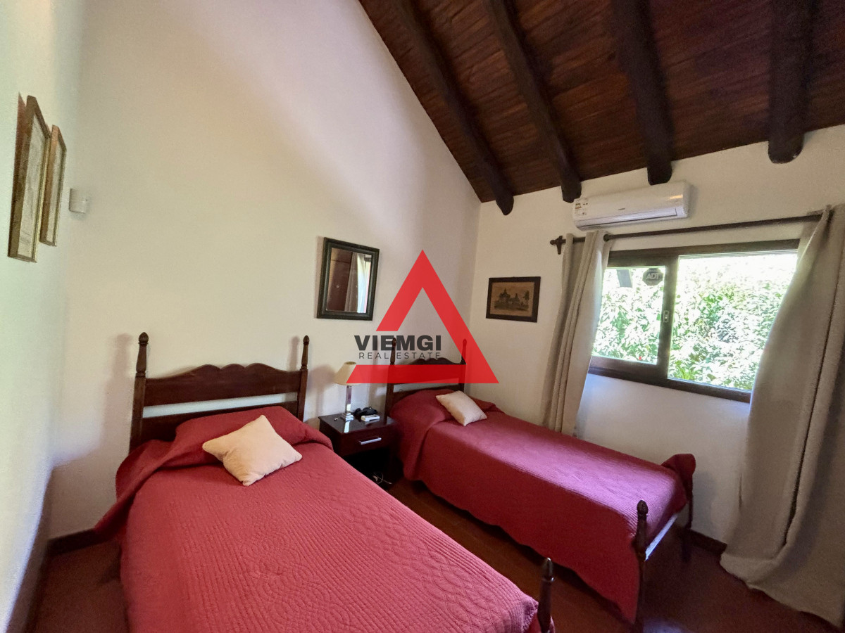 Casa ID.4 - HERMOSA CASA EN VENTA EN PINARES 