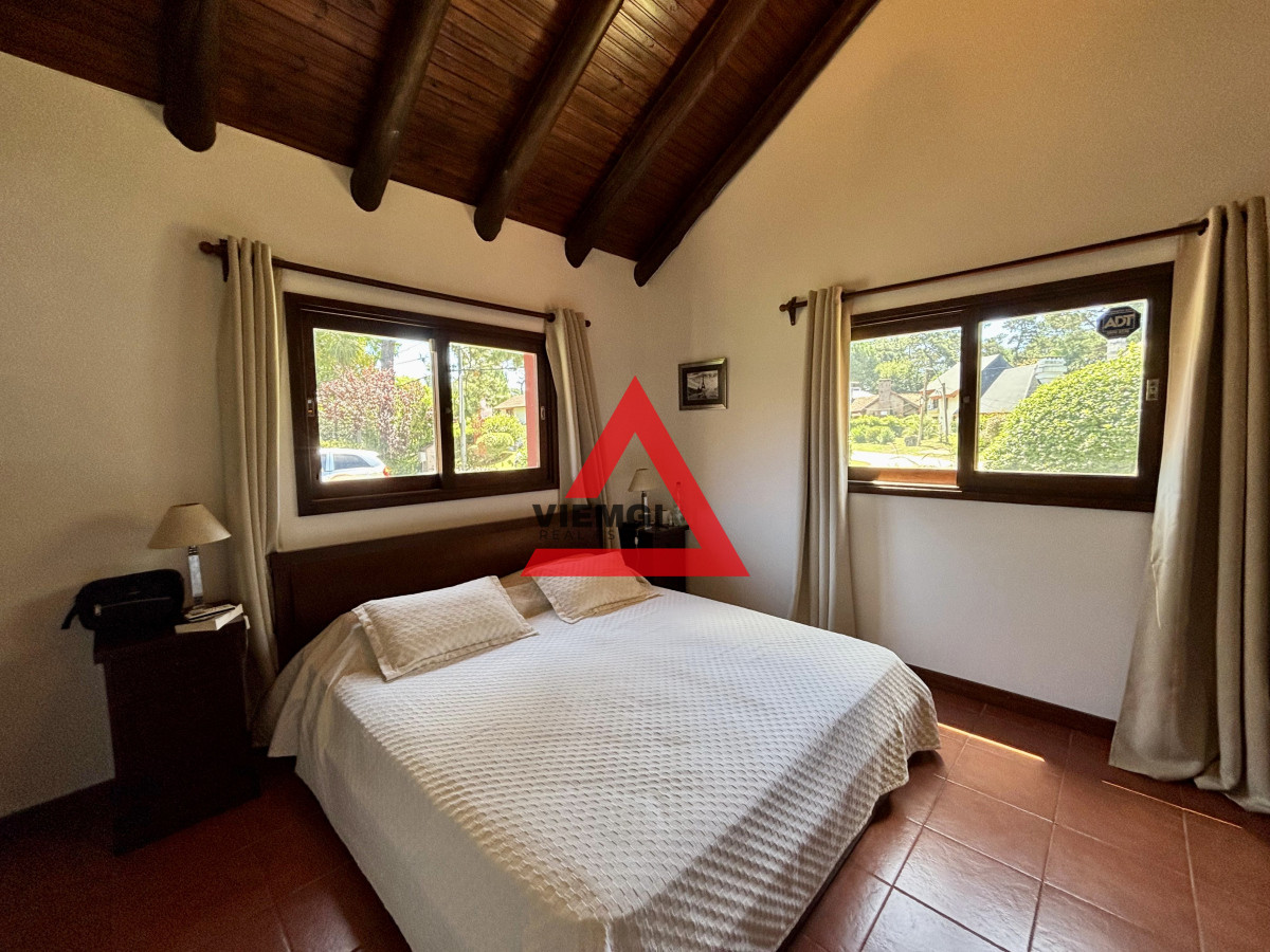 Casa ID.4 - HERMOSA CASA EN VENTA EN PINARES 