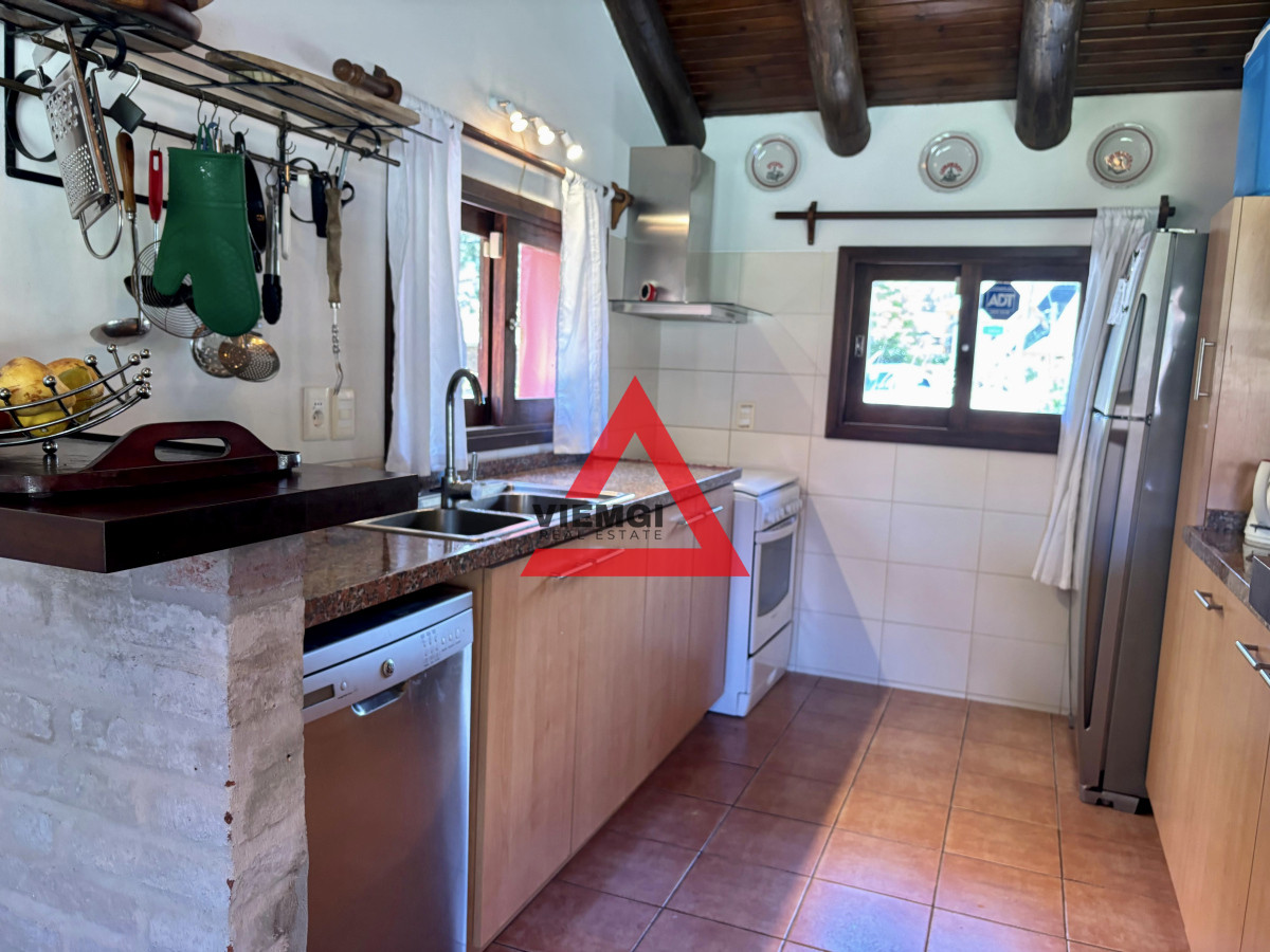 Casa ID.4 - HERMOSA CASA EN VENTA EN PINARES 