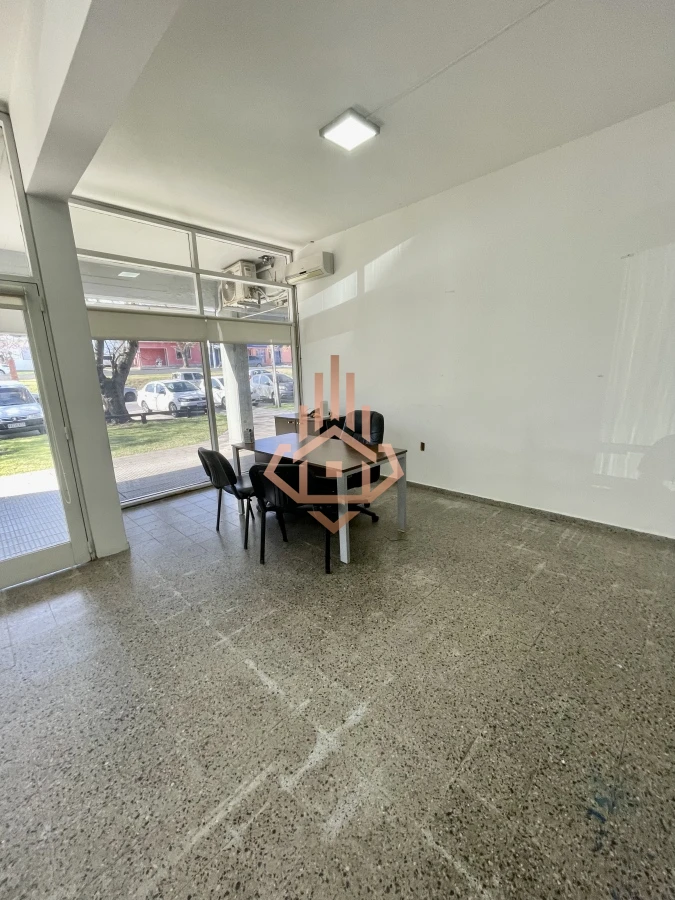 Oportunidad Local Comercial en Excelente Estado