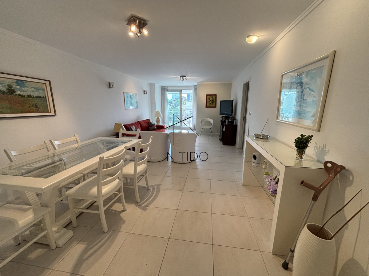 Apartamento ID.56 - HERMOSO APARTAMENTO 3 DORMITORIOS EN VENTA