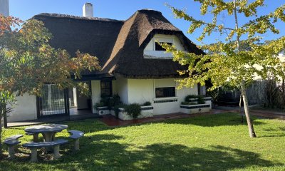 OPORTUNIDAD!!! DIVINA CASA EN PINARES PUNTA DEL ESTE