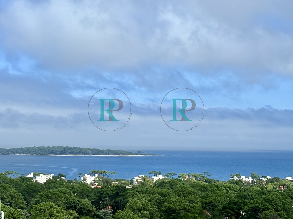 Apartamento ID.1679 - Hermoso y amplio apartamento de 3 dormitorios y dependencia Roosevelt Center
