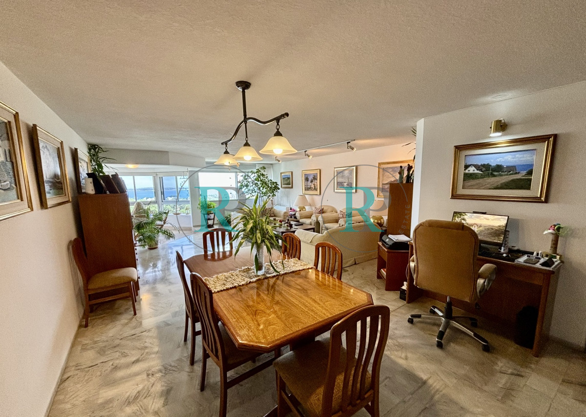 Apartamento ID.1679 - Hermoso y amplio apartamento de 3 dormitorios y dependencia Roosevelt Center