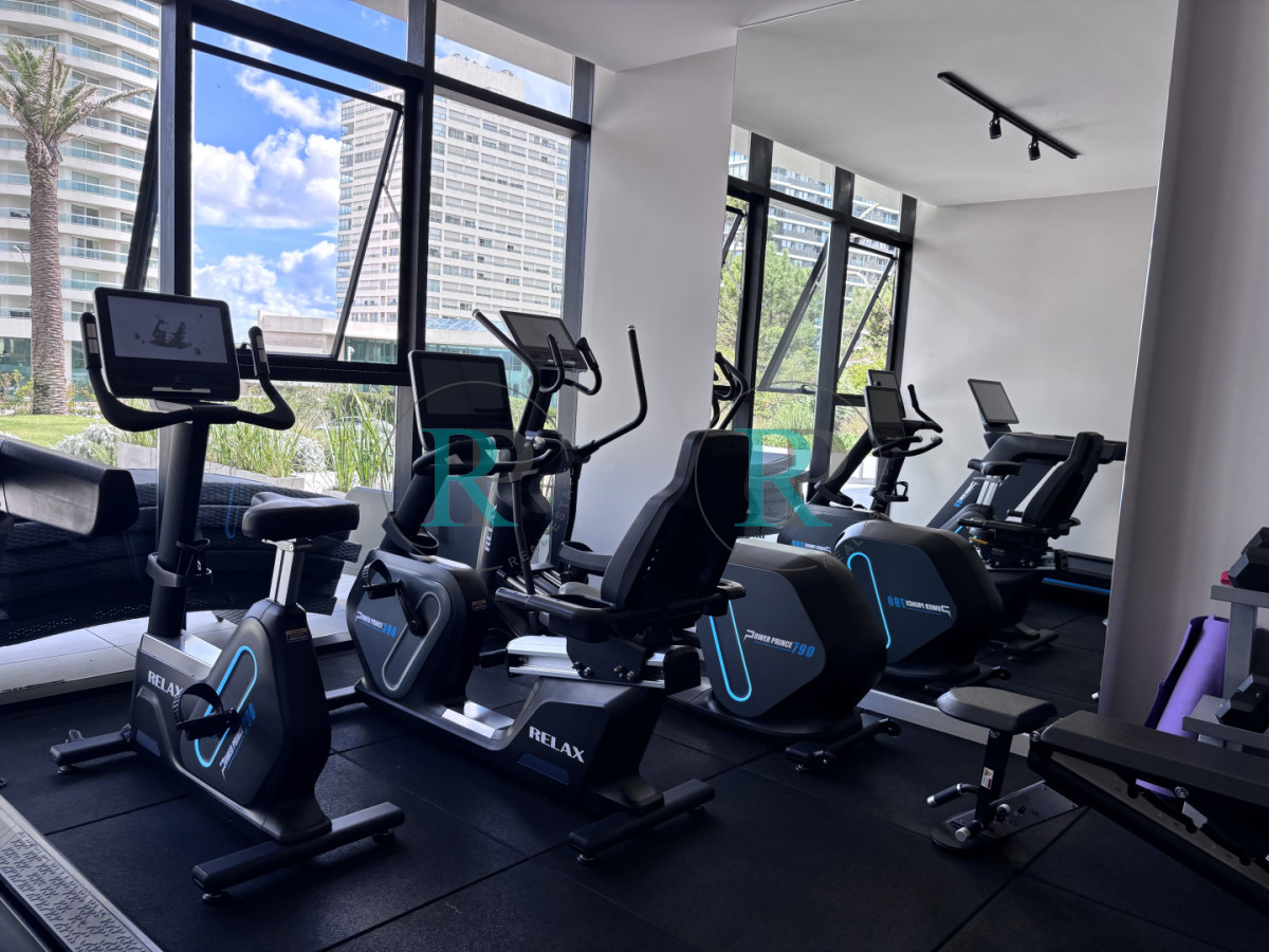 Apartamento ID.2738 - EXCLUSIVO APARTAMENTO EN VENTA DE 3 DORMITORIOS 