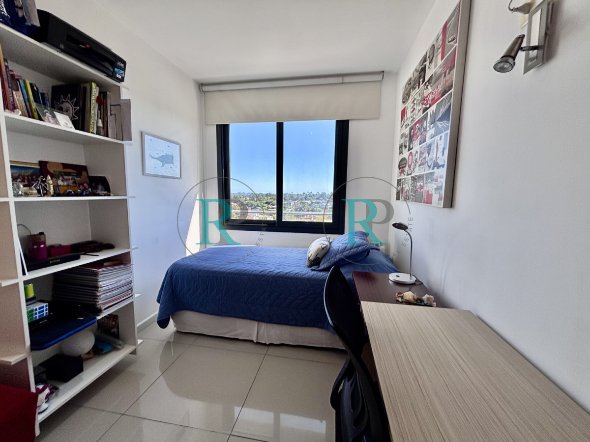 Apartamento ID.2748 - HERMOSO APARTAMENTO ESQUINERO DE 3 DORMITORIOS EN VENTA