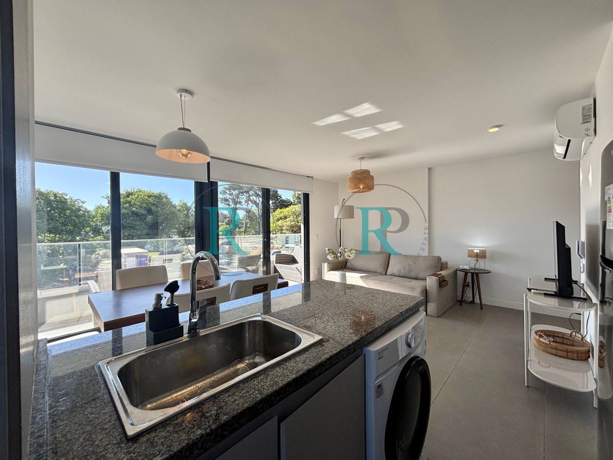 Apartamento ID.2231 - Excelente apartamento 2 dormitorios View
