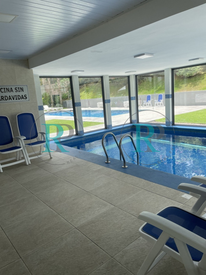 Apartamento ID.1712 - apartamento de 3 dormitorios esquinero en venta
