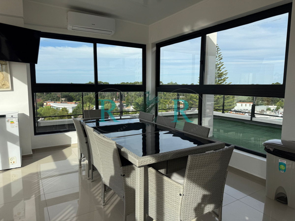 Apartamento ID.2498 - Divino Apartamento en venta 2 dormitorios. Oportunidad