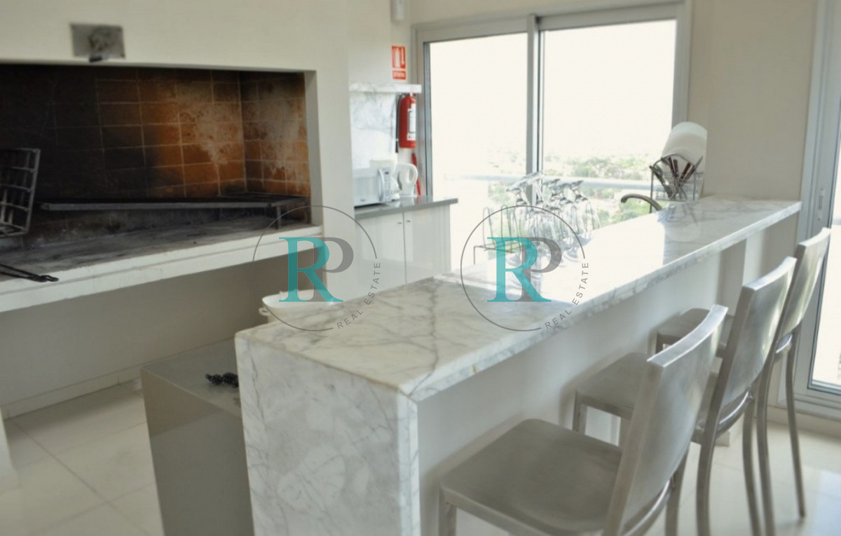 Apartamento ID.2152 - OPORTUNIDAD EN VENTA 2 DORMITORIOS SUMMER TOWER