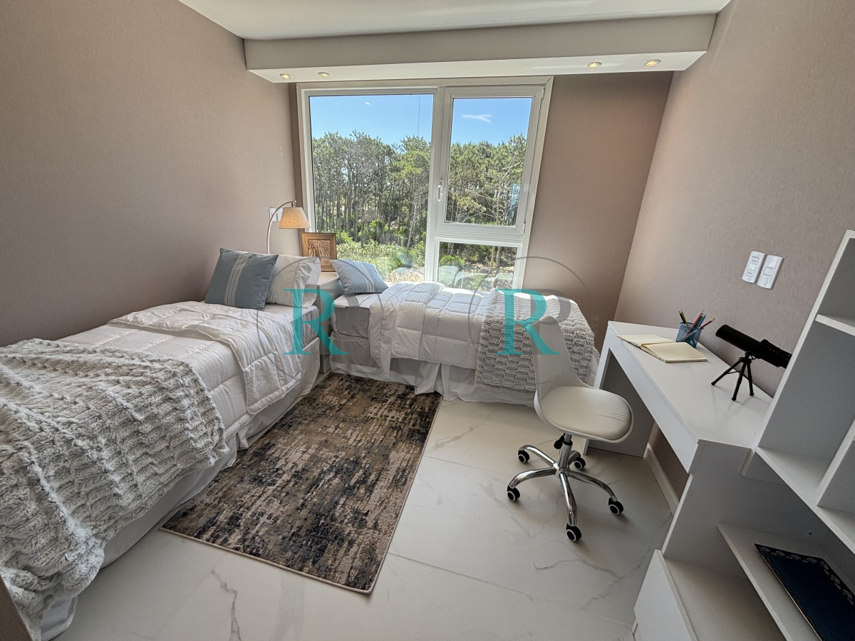 Apartamento ID.2490 - Excepcional apartamento en venta frente al mar