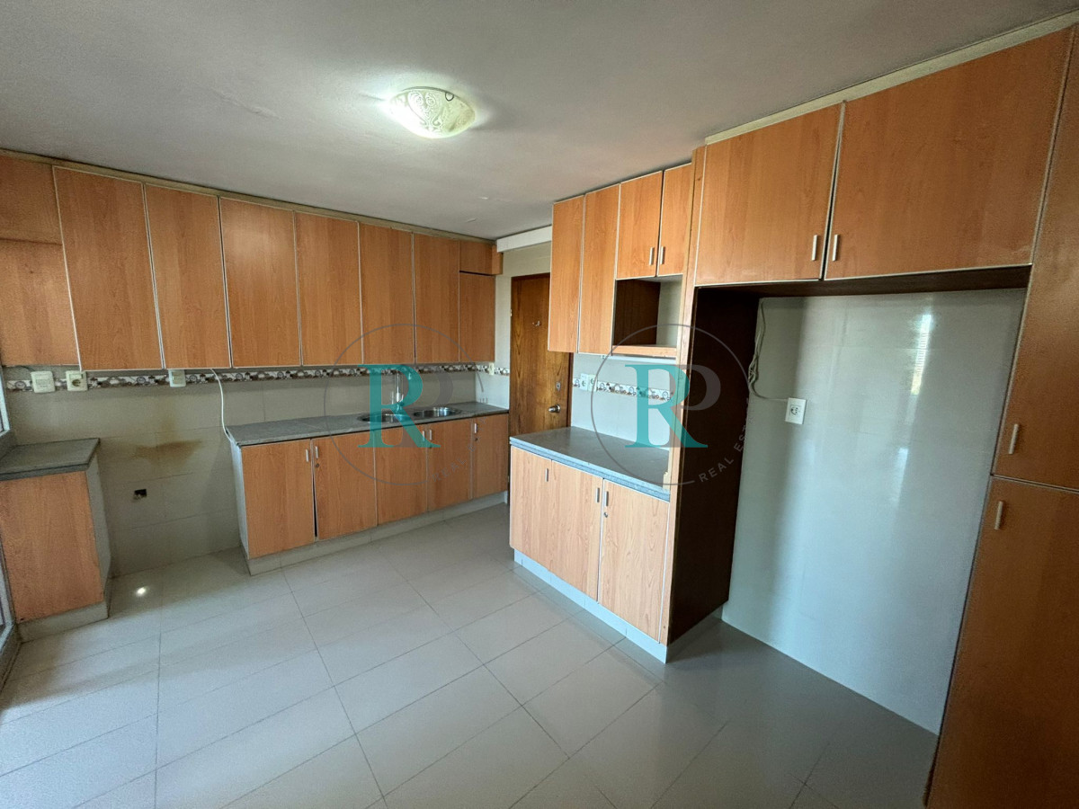 Apartamento ID.2046 - Apartamento de 3 dormitorios en venta