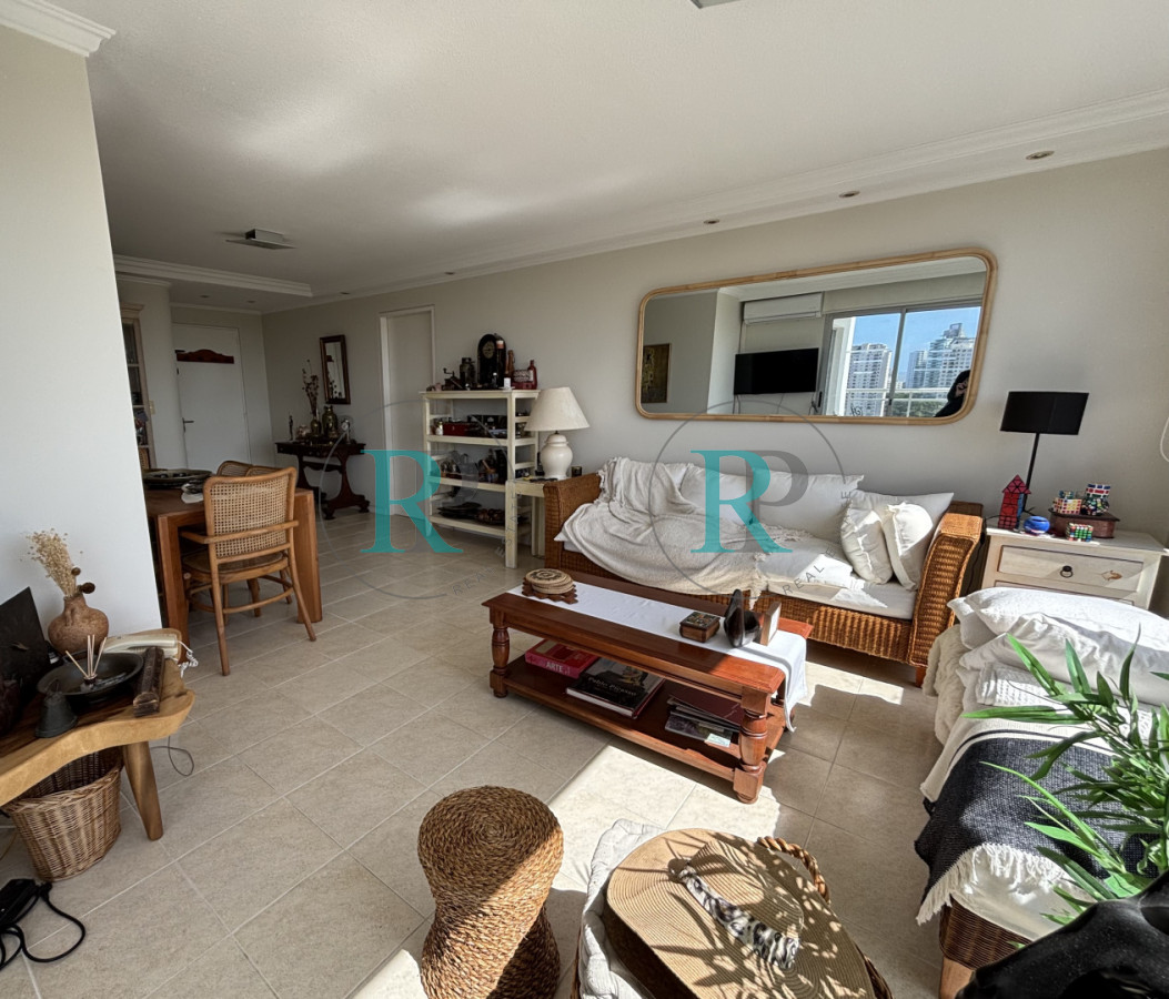 Apartamento ID.2673 - apartamento en venta de 3 dormitorios con vista