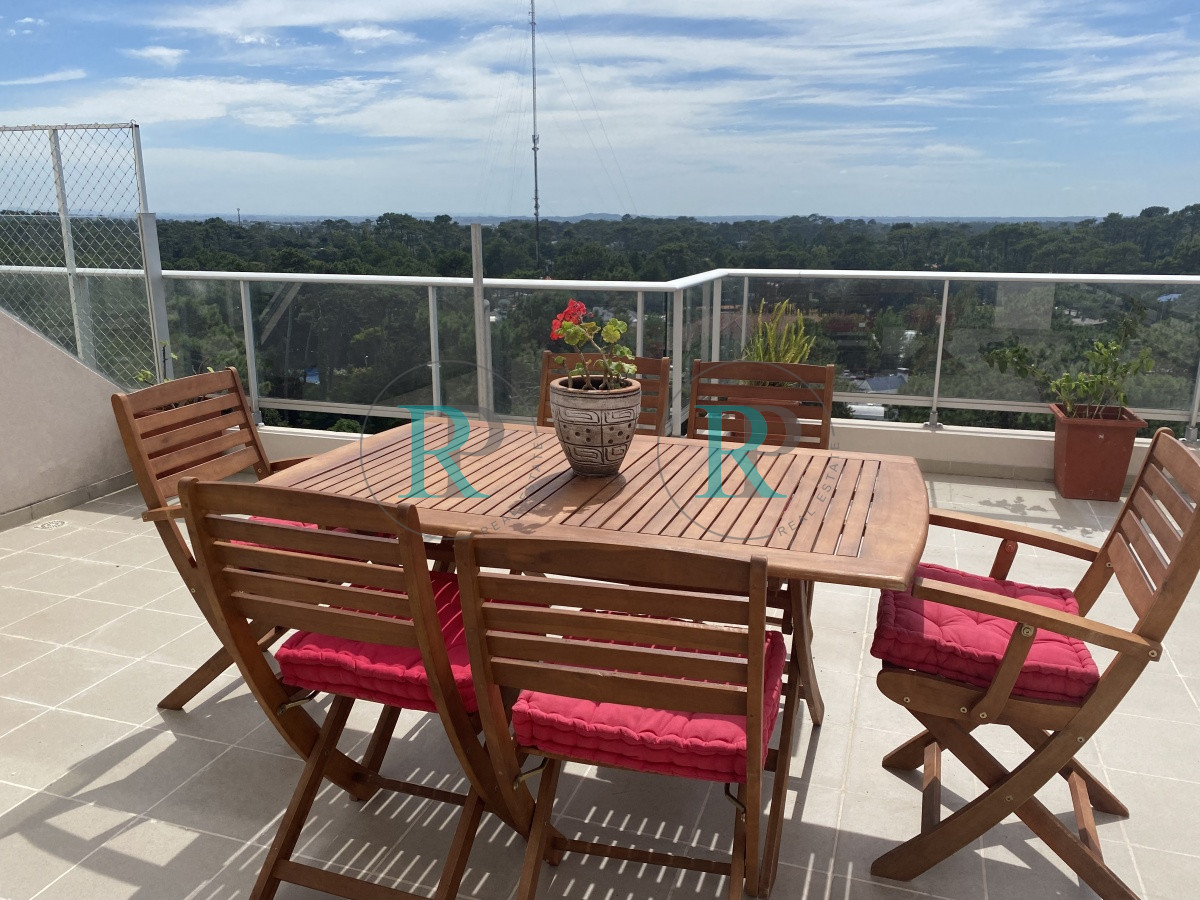 Apartamento ID.8 - APARTAMENTO 2 DORMITORIOS CON AMPLIA TERRAZA EN VENTA