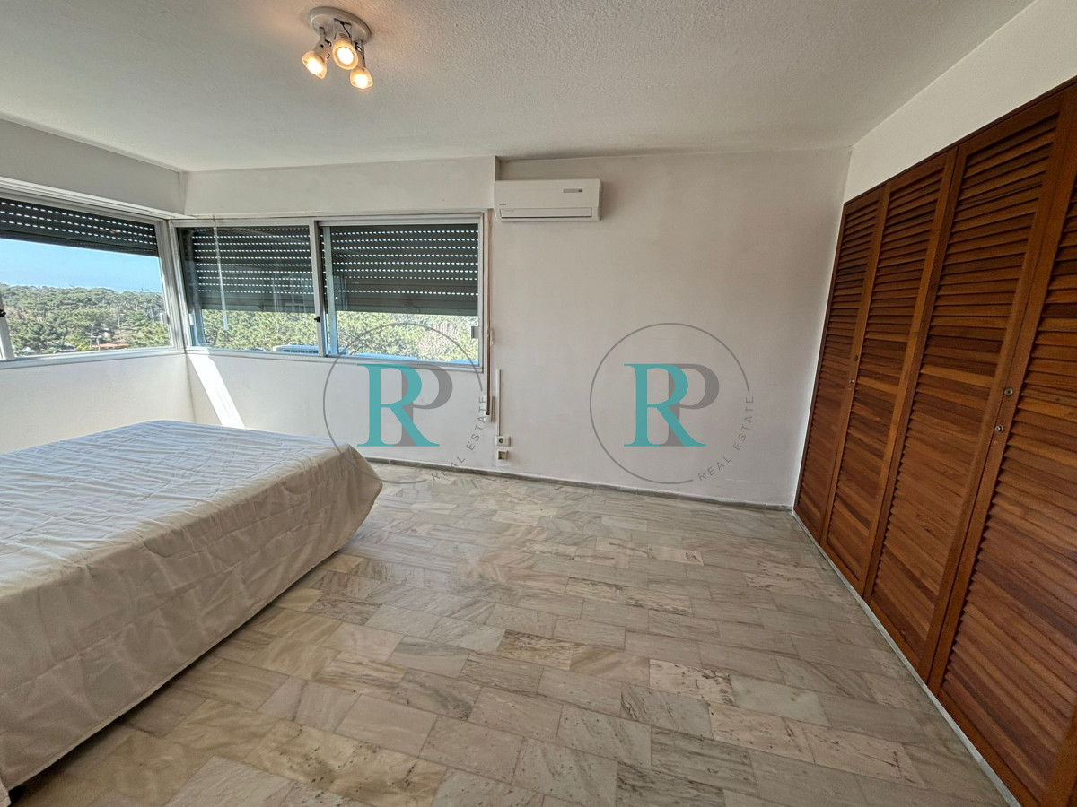 Apartamento ID.2046 - Apartamento de 3 dormitorios en venta