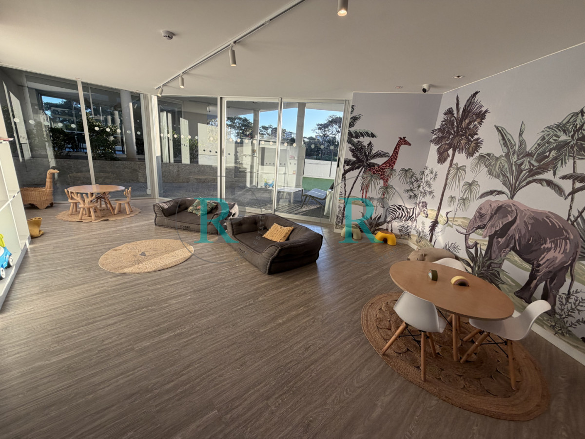 Apartamento ID.2799 - Apartamento esquinero en venta de 1 dormitorio OPORTUNIDAD!!!!