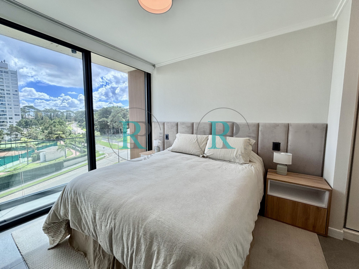 Apartamento ID.2738 - EXCLUSIVO APARTAMENTO EN VENTA DE 3 DORMITORIOS 