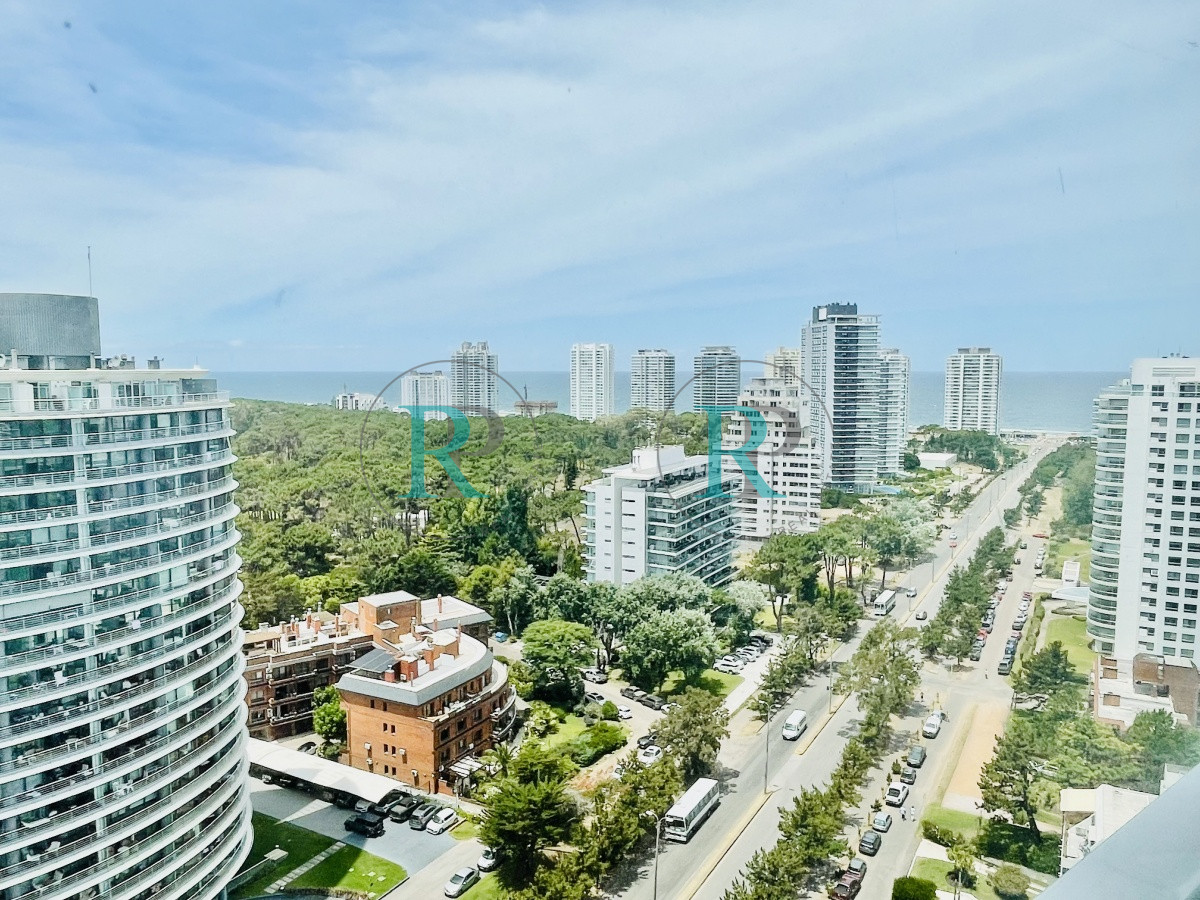 Apartamento ID.705 - APARTAMENTO 3 DORMITORIOS EXCELENTE UBICACIÓN 