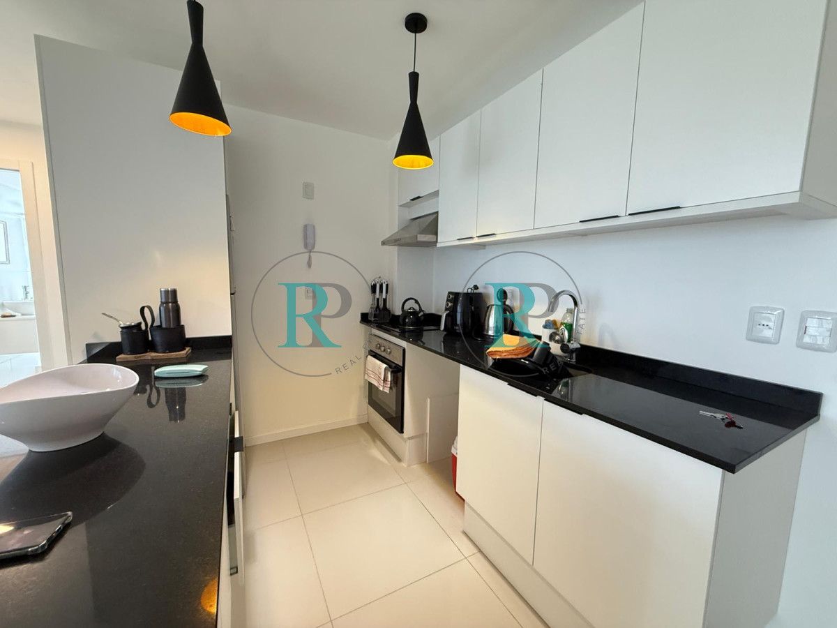 Apartamento ID.2498 - Divino Apartamento en venta 2 dormitorios. Oportunidad