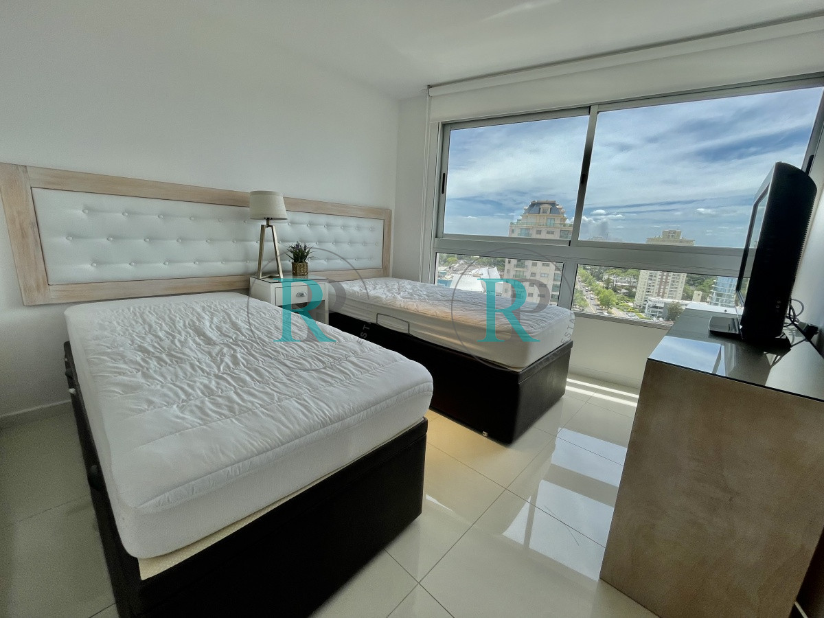 Apartamento ID.705 - APARTAMENTO 3 DORMITORIOS EXCELENTE UBICACIÓN 