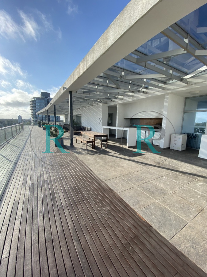 Apartamento ID.588 - Apartamento de 2 dormitorios en venta Punta del Este