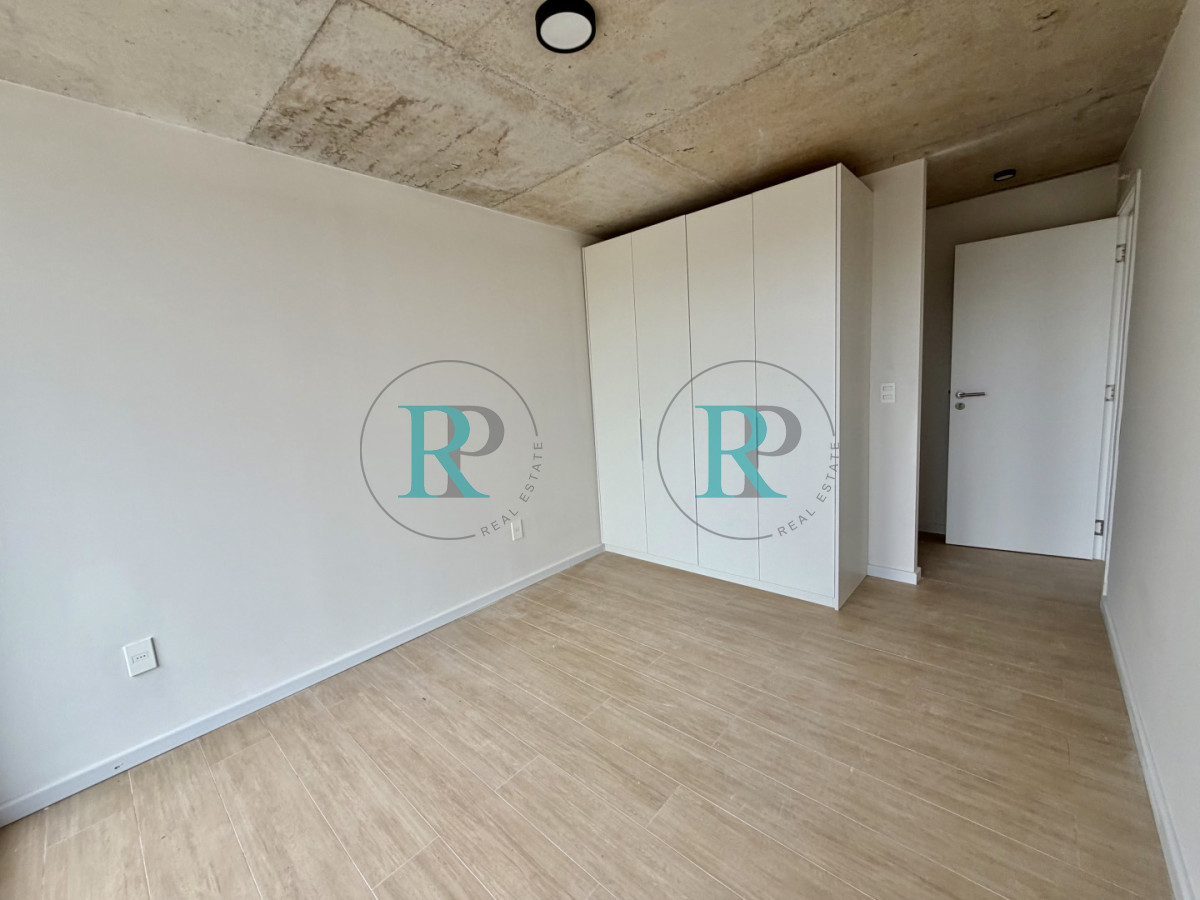 Apartamento ID.2820 - oportunidad en venta apartamento de 2 dormitorios esquinero Mansa Tower