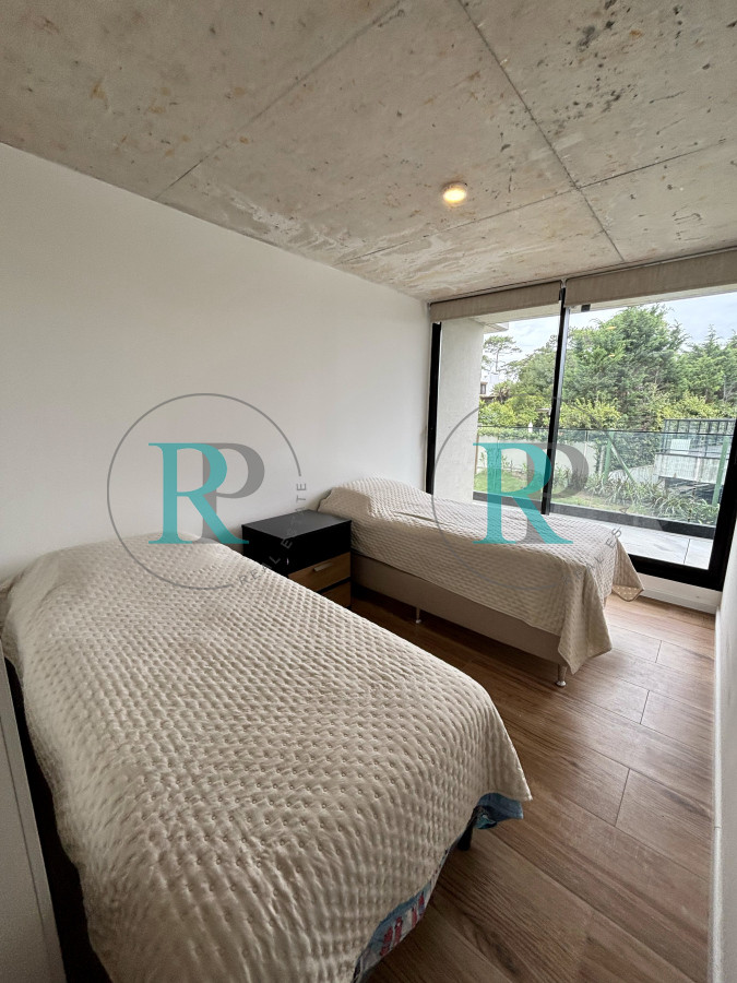 Apartamento ID.2301 - Excelente apartamento esquinero 2 dormitorios en venta 