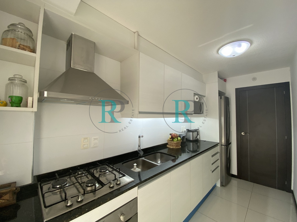 Apartamento ID.8 - APARTAMENTO 2 DORMITORIOS CON AMPLIA TERRAZA EN VENTA