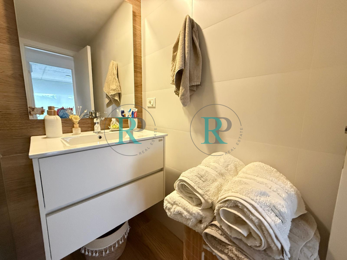 Apartamento ID.2423 - HERMOSO APARTAMENTO ESQUINERO 2 DORMITORIOS EN VENTA 