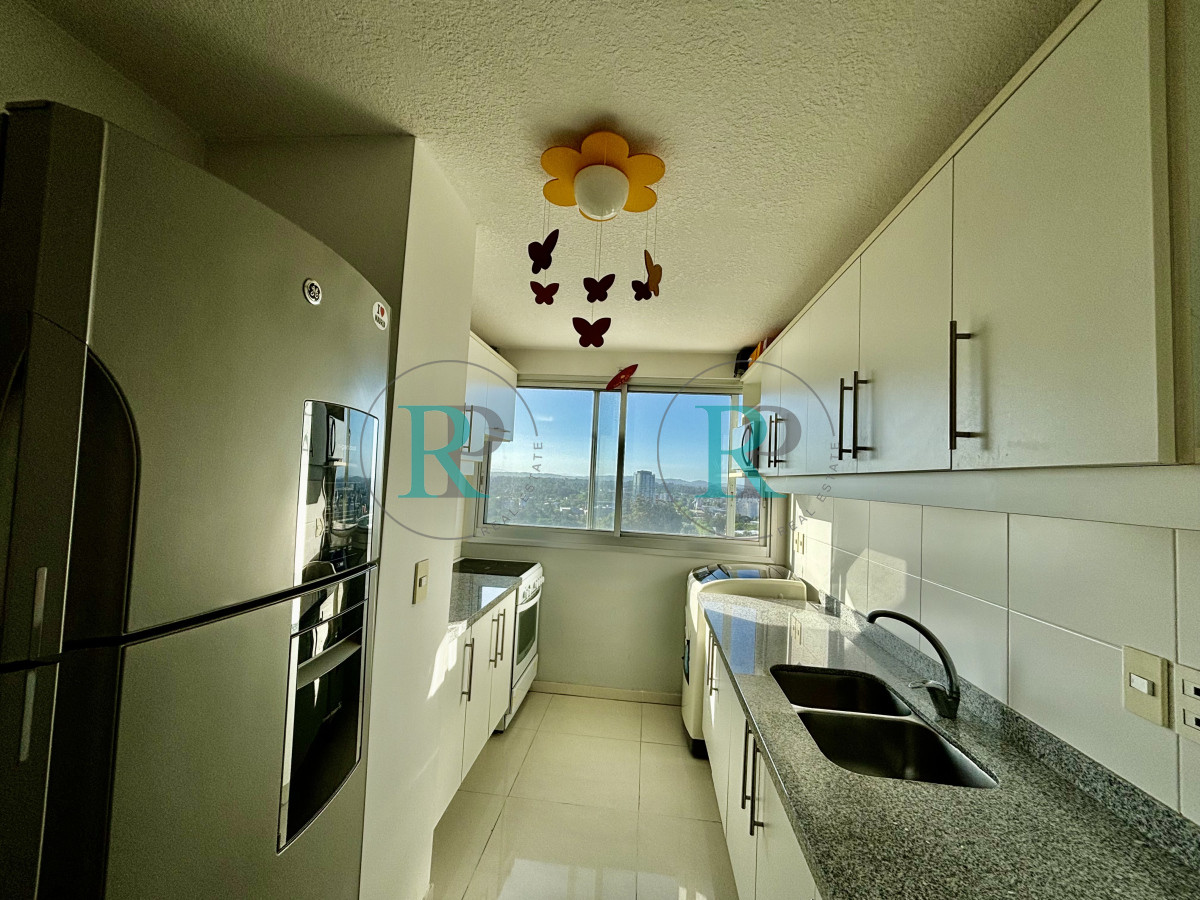 Apartamento ID.2152 - OPORTUNIDAD EN VENTA 2 DORMITORIOS SUMMER TOWER