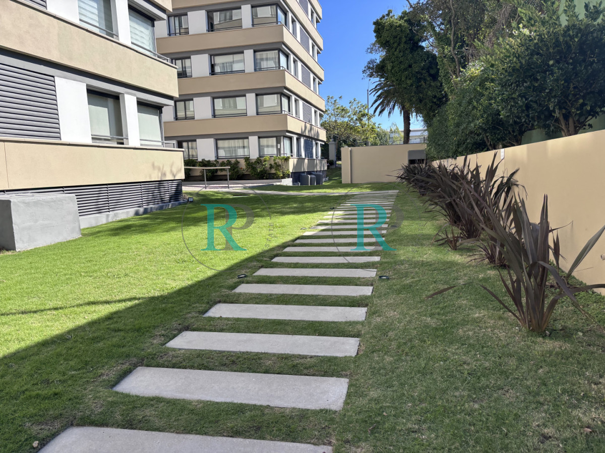 Apartamento ID.2748 - HERMOSO APARTAMENTO ESQUINERO DE 3 DORMITORIOS EN VENTA