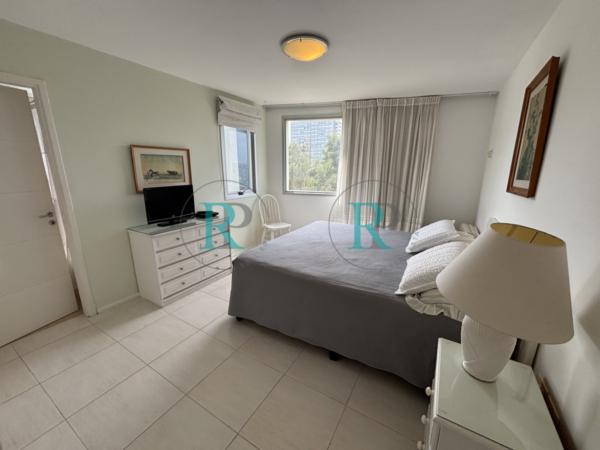 Apartamento ID.2339 - HERMOSO APARTAMENTO 3 DORMITORIOS EN VENTA