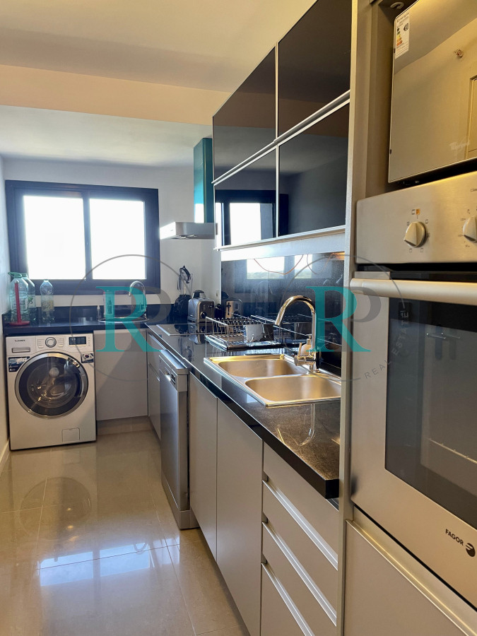Apartamento ID.2259 - APARTAMENTO DE 3 DORMITORIOS EN VENTA. TORRE DE CATEGORIA