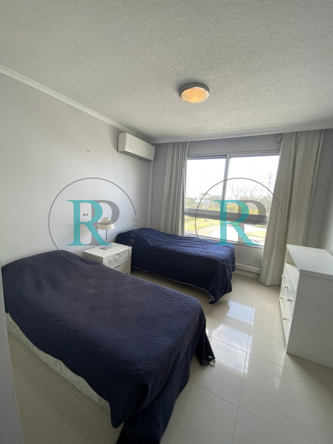 Apartamento ID.453 - APARTAMENTO 3 DORMITORIOS Y DEPENDENCIA EN VENTA