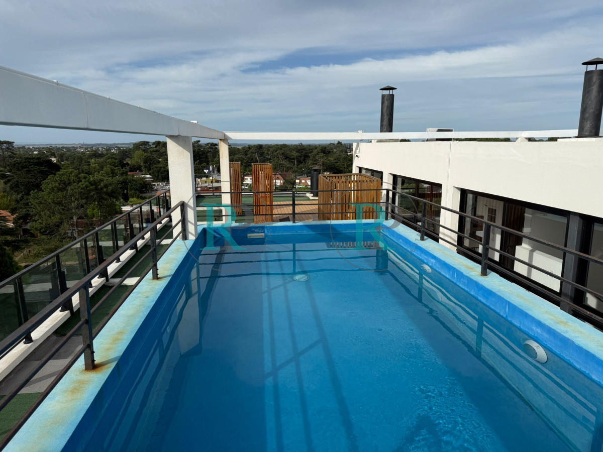 Apartamento ID.2498 - Divino Apartamento en venta 2 dormitorios. Oportunidad