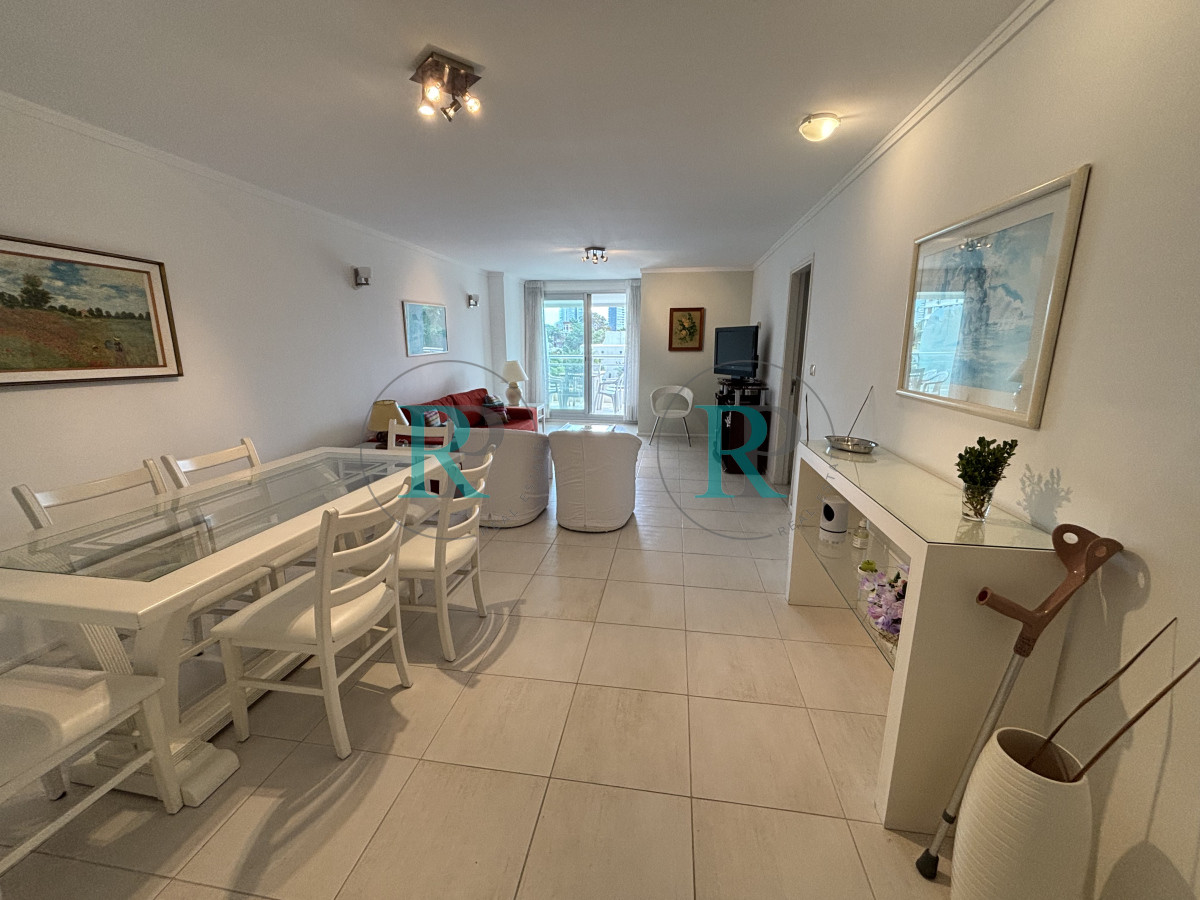 Apartamento ID.2339 - HERMOSO APARTAMENTO 3 DORMITORIOS EN VENTA