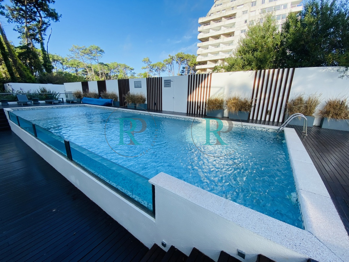 Apartamento ID.588 - Apartamento de 2 dormitorios en venta Punta del Este