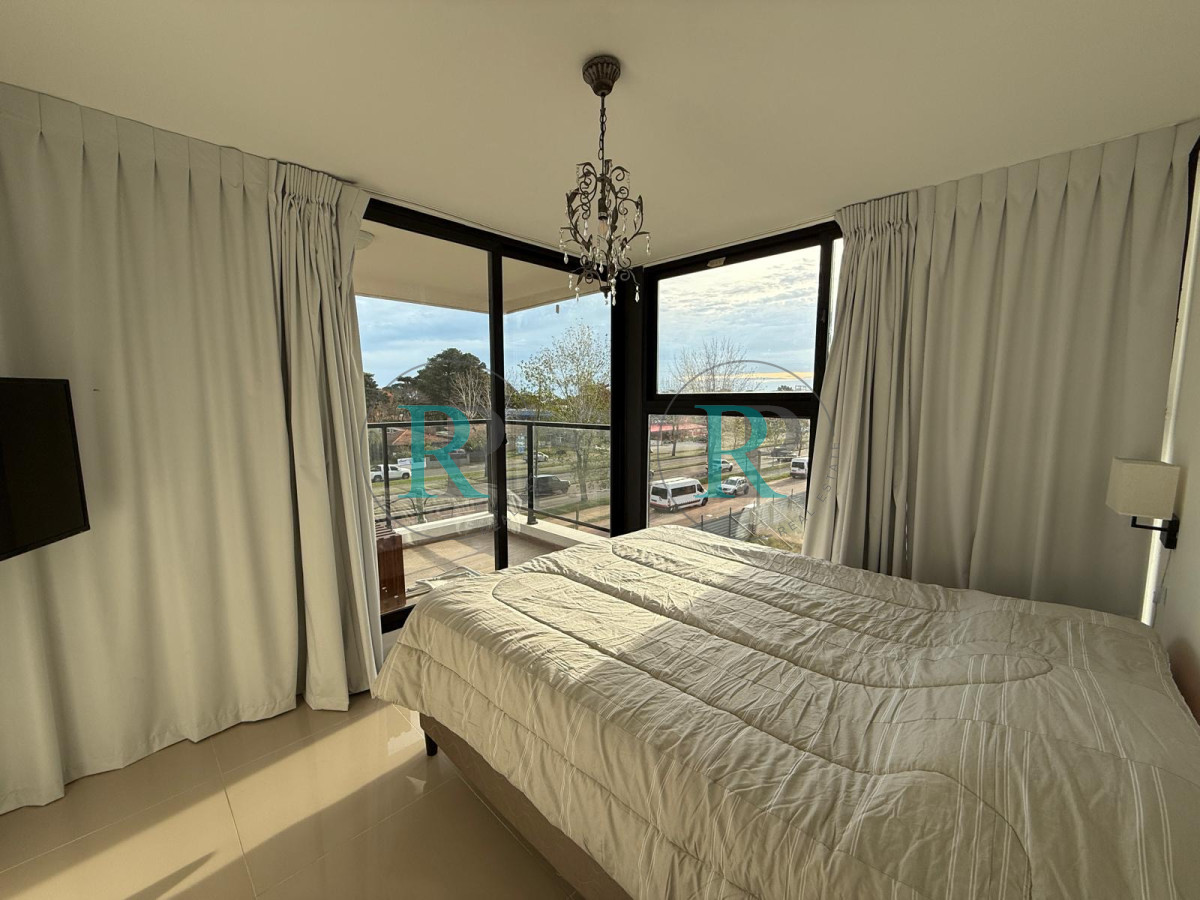 Apartamento ID.2498 - Divino Apartamento en venta 2 dormitorios. Oportunidad