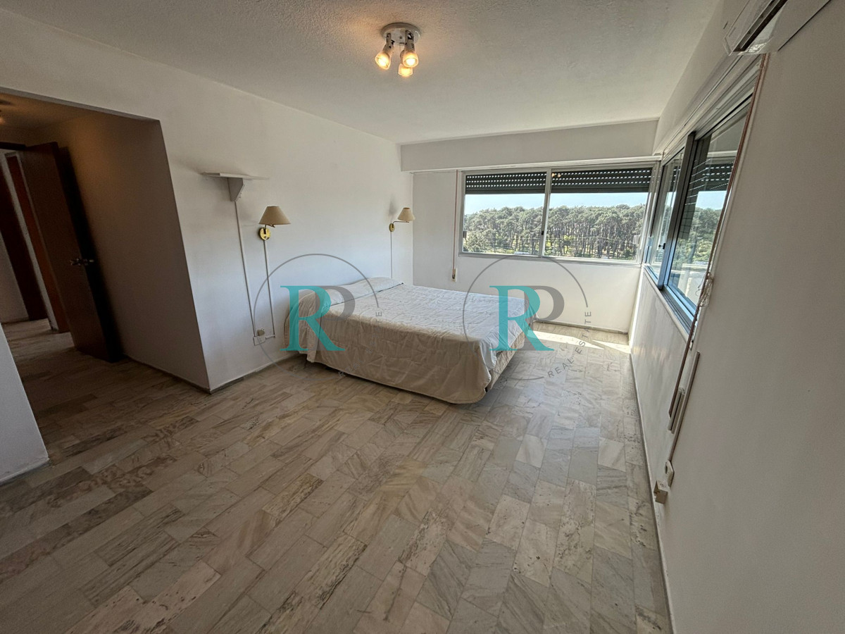 Apartamento ID.2046 - Apartamento de 3 dormitorios en venta