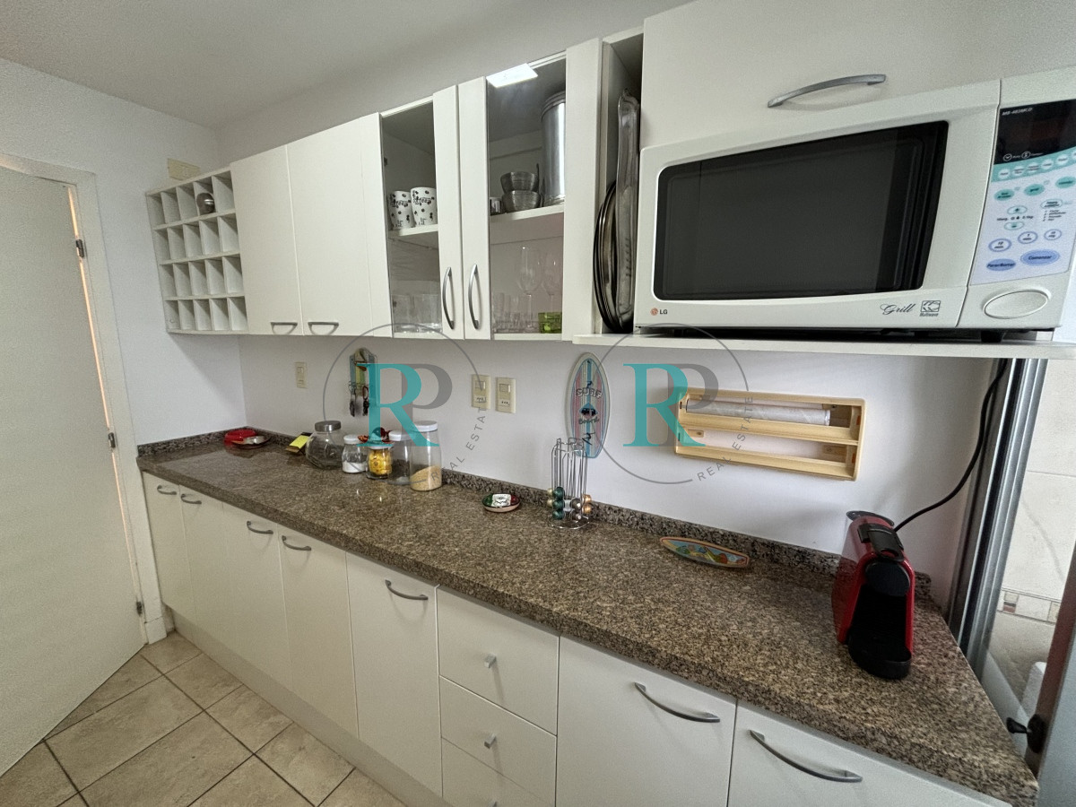 Apartamento ID.1712 - apartamento de 3 dormitorios esquinero en venta