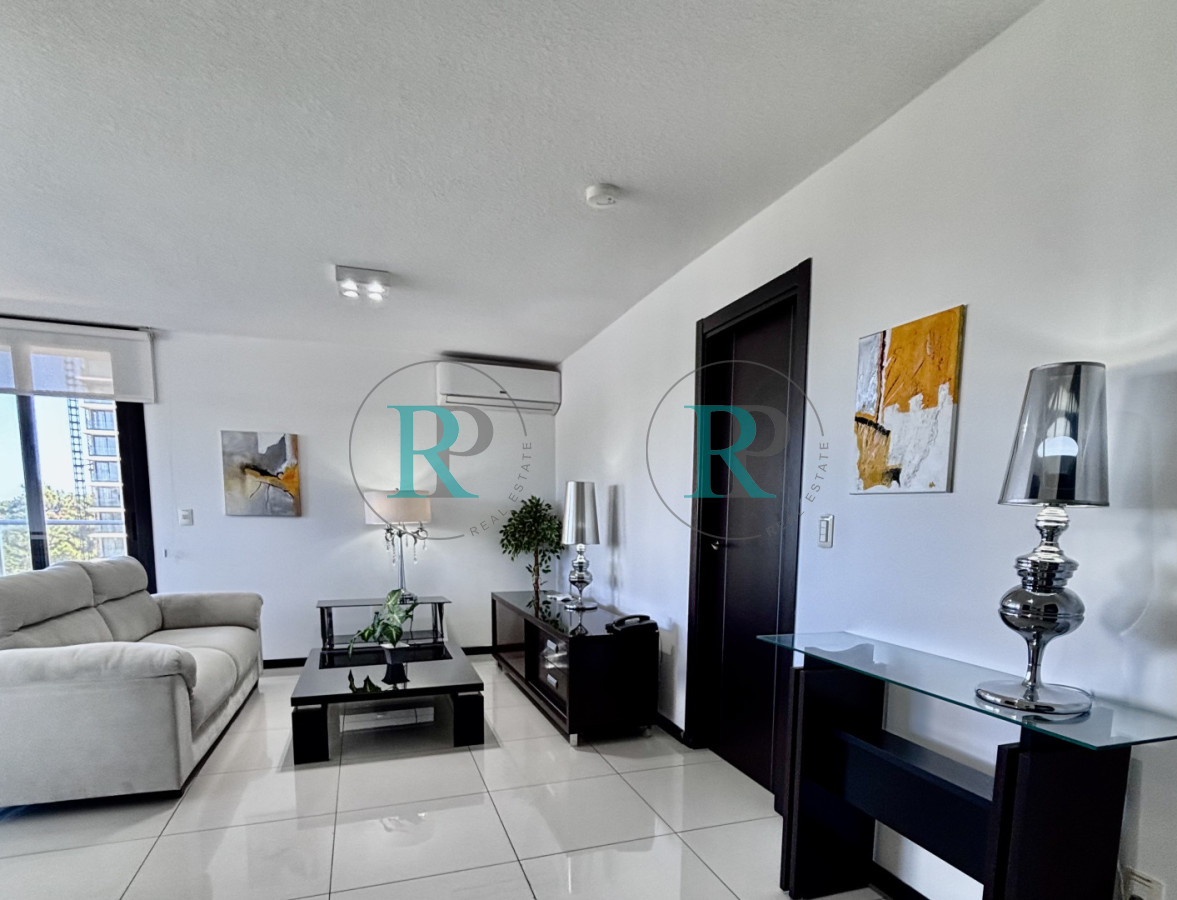 Apartamento ID.1484 - Divino apartamento en venta de 3 dormitorios