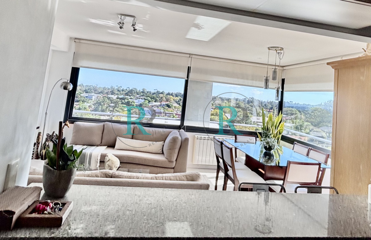 Apartamento ID.2748 - HERMOSO APARTAMENTO ESQUINERO DE 3 DORMITORIOS EN VENTA