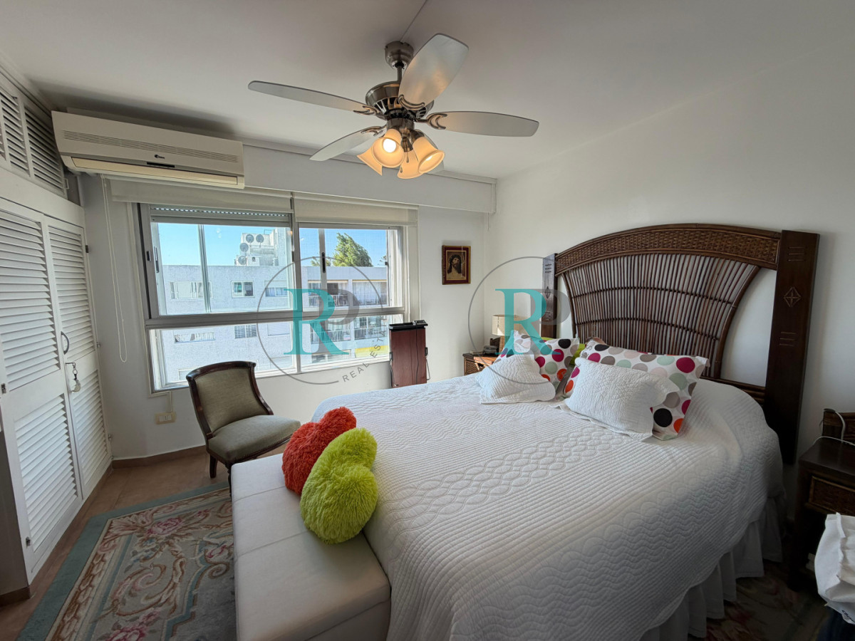 Apartamento ID.2638 - Excepcional apartamento en Venta, primera línea de playa Mansa