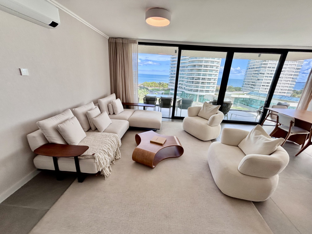 EXCLUSIVO APARTAMENTO EN VENTA DE 3 DORMITORIOS 